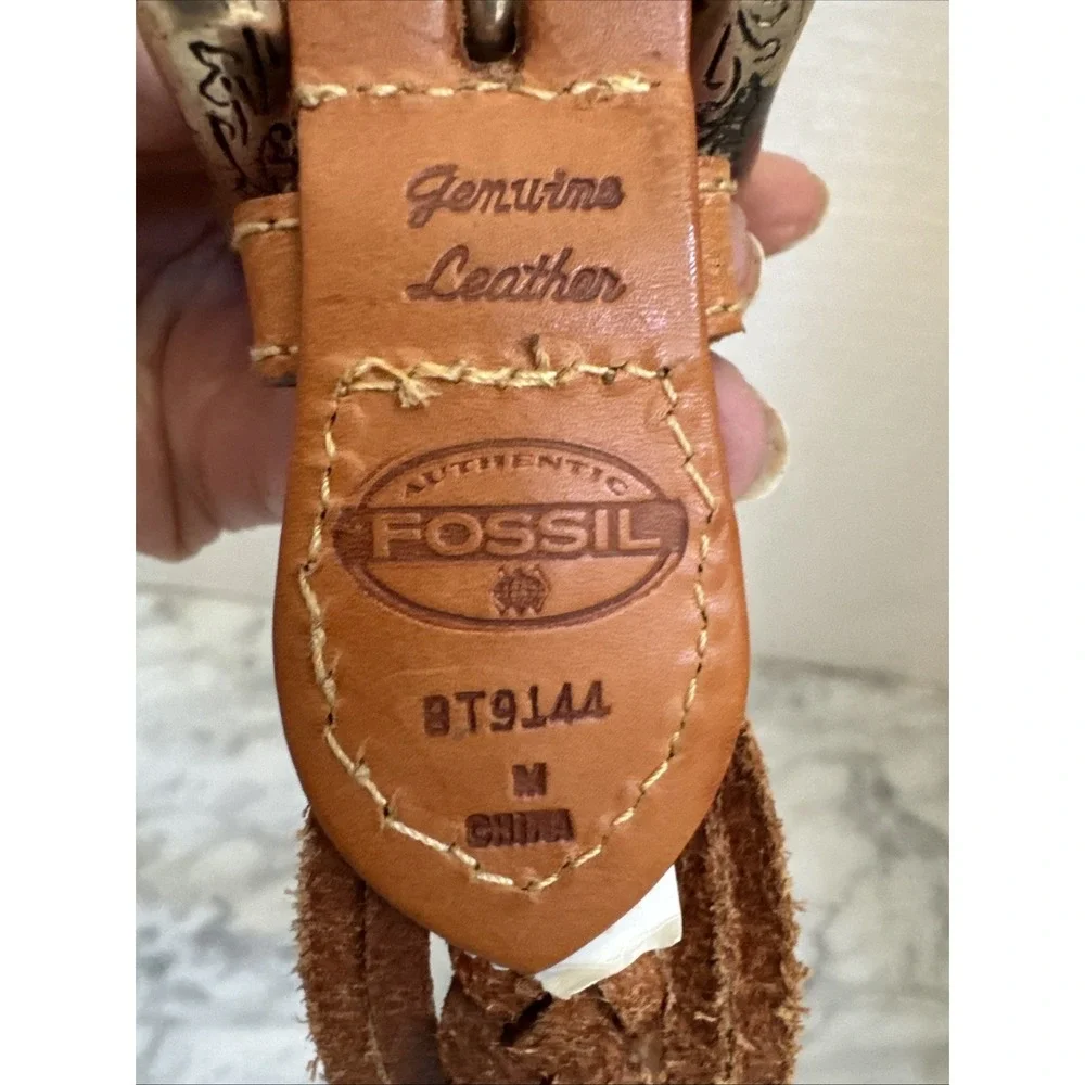 Women's Vintage Western Fossil Brown Leather Silver Concho Belt Size Medium - Picture 4 of 9